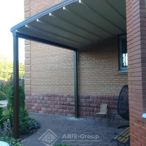 Фотографии выполненных работ компании «ABIE-GROUP» алюминиевой пристенной перголы. г.Казань